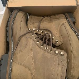 Men’s 7.5 timberland boots